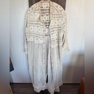 POL Long Crochet Cream colored cardigan duster Kimono Cover-up SZ Medium